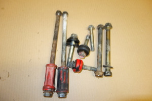 Various frame axles - Διαφοροι αξονες πλαισιου  XL250 R