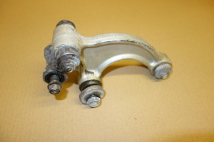 Rear shock linkage - Μοχλικο αναρτησης DT200 37F