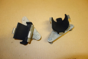 Set of ignition coil mounts - Βασεις πολλαπλασιαστων FZR400 3TJ