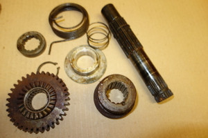 Kickstarter axle - Αξονας μανιβελας Duke 620