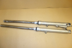 Set of front forks - Μπροστινα καλαμια CMX250 REBEL