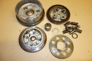 Clutch basket - Καμπανα συμπλεκτη GSXR750 1991
