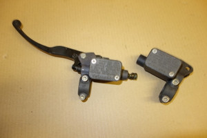 Set of brake cylinders - Τρομπες φρενων SR50