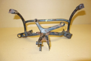 Headlight mount - Βαση φαναριου TZR250 1KT/2MA