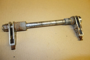 Rear wheel axle - Αξονας πισω τροχου CB175