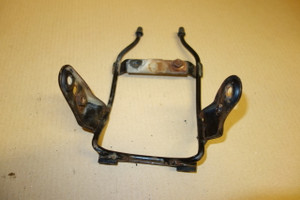 Headlight mount - Βαση μπροστα φαναριου CM200T