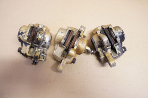 Set of brake calipers - Δαγκανες φρενων GSXR400 1986 Set of brake calipers - Δαγκανες φρενων GSXR400 1986
