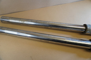 Set of front forks - Μπροστινα καλαμια DR250 S