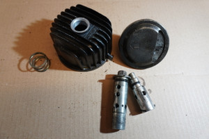 Oil filter cover - Καπακι φιλτρου λαδιου FZ400 46X