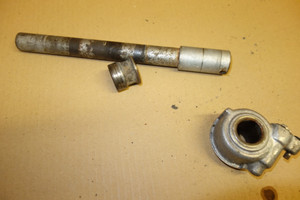 Front wheel spindle - Εμπρος αξονας τροχου NSR 250 MC16