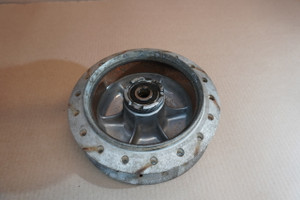 Front wheel hub - Κεντρο μπροστινου τροχου CM200T