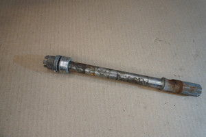 Front wheel axle - Αξονας μπροστινου τροχου CL250