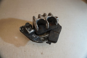 Front  brake caliper - Μπροστινη δαγκανα φρενου  CB-1 400