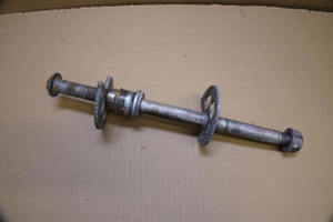 Rear wheel axle - Αξονας πισω τροχου XRV750 RD07