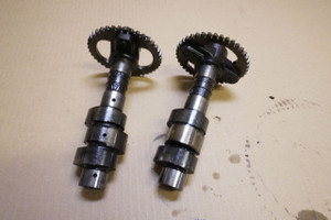 Set of camshafts - Εκκεντροφοροι XRV750 RD07