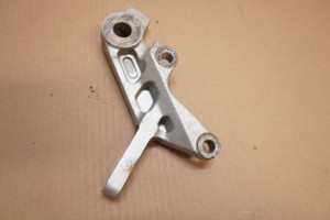 Rear brake caliper hanger - Βαση πισω δαγκανας φρενου FZR400 1WG