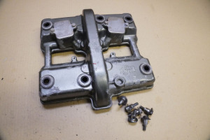 Cylinder head cover -   Καλυμα κεφαλης  KLE500