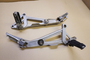 Set of footrests - Μασπιε RZ250 R YPVS