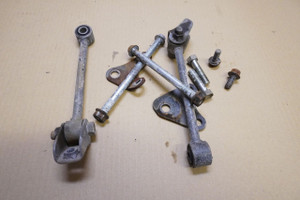 Set of engine mounts - Βασεις κινητηρα RZ250 R YPVS