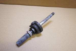 Front wheel axle - Αξονας μπροστινου τροχου DT125 3BN