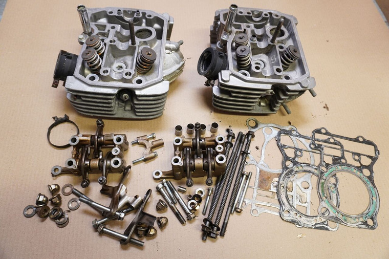 Set of cylinder heads - Κεφαλες κινητηρα XLV600 TRANSALP