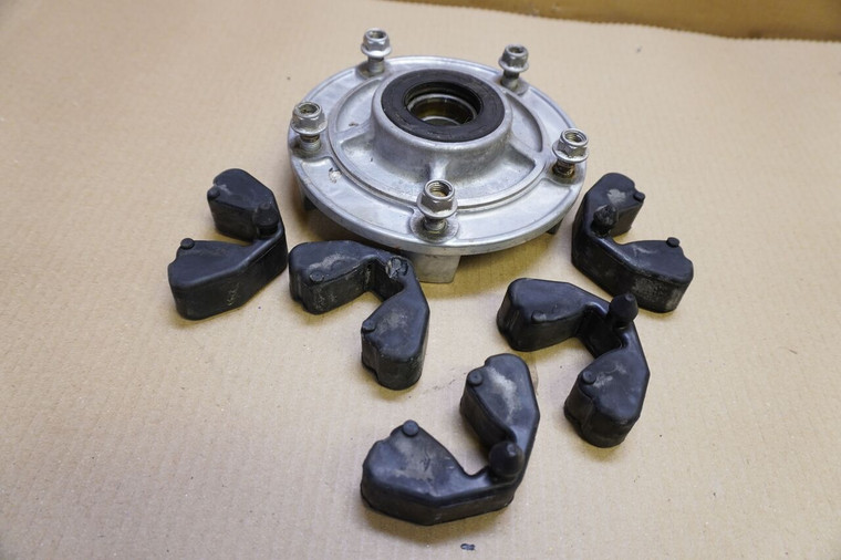 Sprocket carrier - Γραναζιερα GSXR750 K1