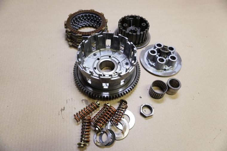 Clutch basket - Καμπανα συμπλεκτη κινητηρα GSXR750 K1