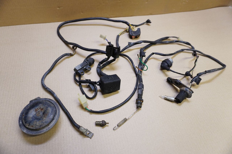 Set of various electrics - Διαφορα ηλεκτρικα XRV750 RD04