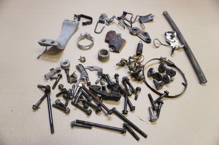 Set of various parts - Διαφορα ανταλλακτικα XRV750 RD04