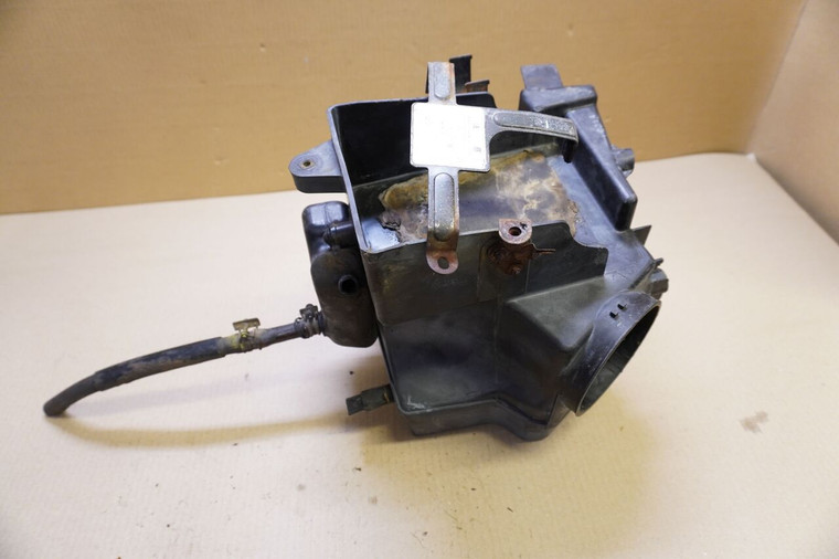 Airbox - Φιλτροκουτι XRV750 RD04
