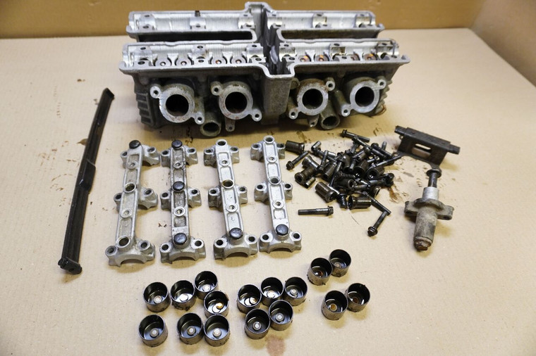Cylinder head - Κεφαλη κινητηρα FZR400 1WG