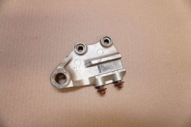 Rear brake mount - Βαση πισω φρενου KMX200