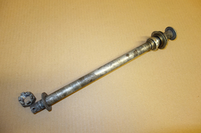 Rear wheel axle - Αξονας πισω τροχου KLR 650 TENGAI