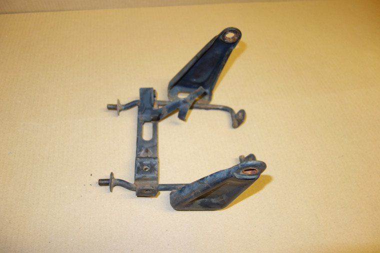 Headlight bracket - Βαση φαναριου FT500