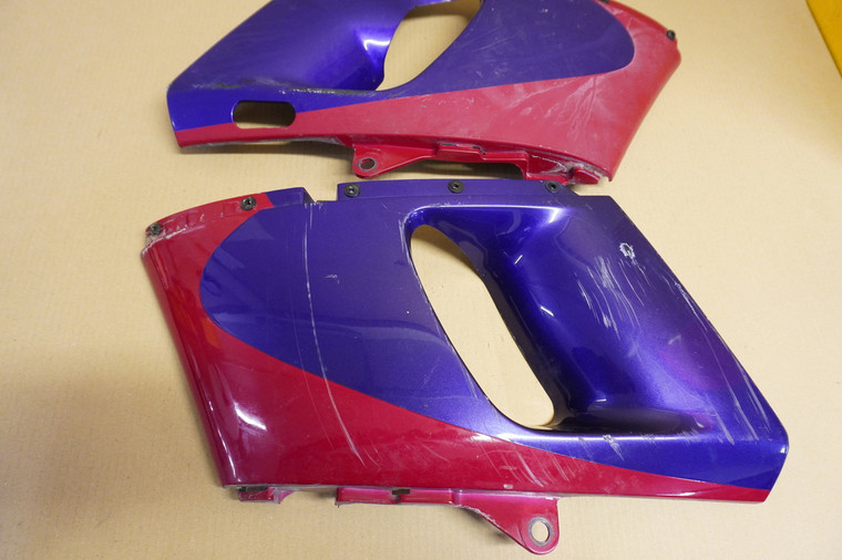 Set of middle panels -  Μεσαια πλαστικα ZZR600