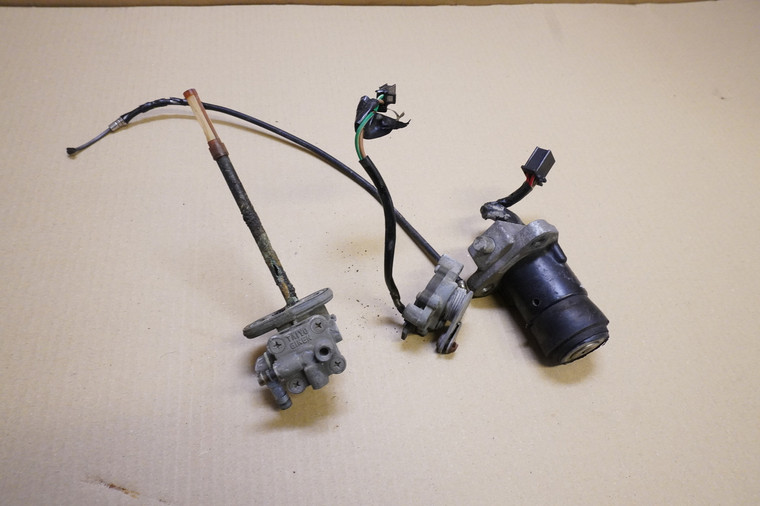 Set of various parts - Διαφορα ανταλλακτικα KLR 650