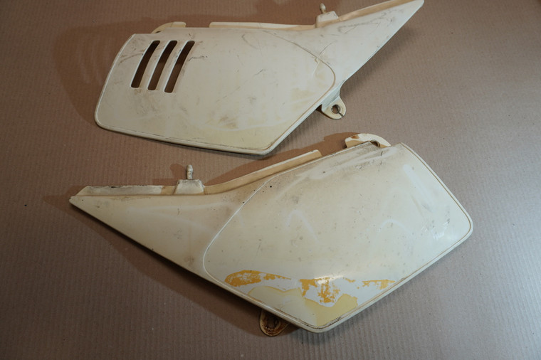 Set of sidepanels - Πλαινα πλαστικα DR125 S