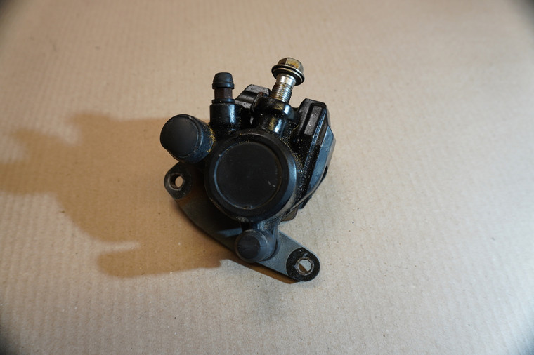 Front brake caliper - Μπροστινη δαγκανα φρενου DR125 S
