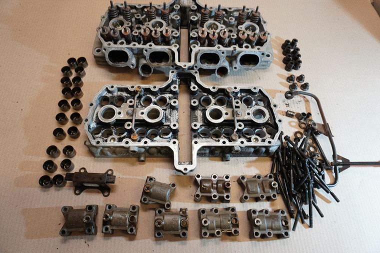 Cylinder head - Κεφαλη κινητηρα FZR1000 2GH