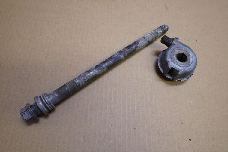 Front wheel axle - Αξονας μπροστινου τροχου Yamaha TDR250