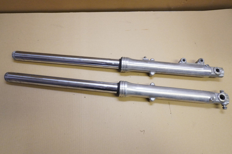 Set of front forks - Μπροστινα καλαμια ZL400