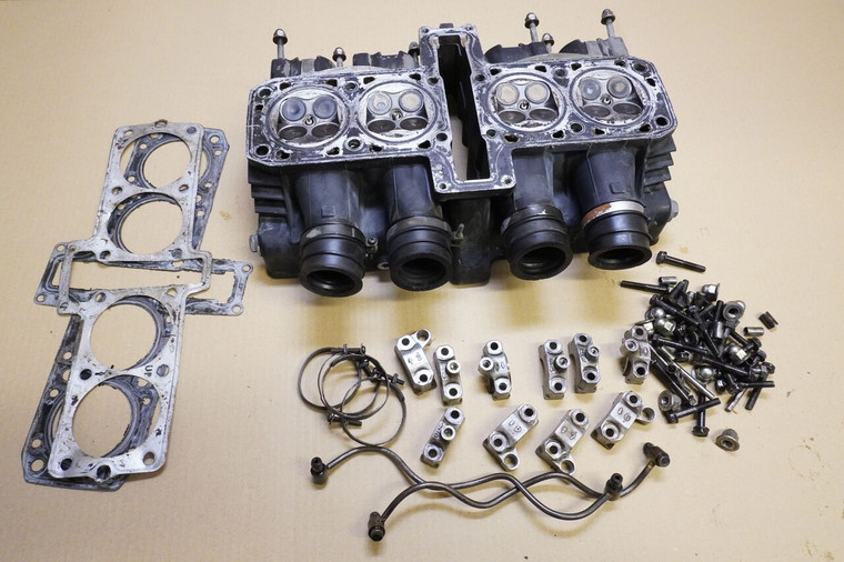 Cylinder head - Κεφαλη κινητηρα ZL400