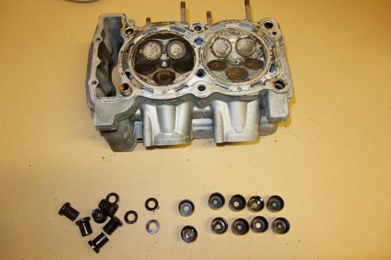 Cylinder head - Κεφαλη κινητηρα SUPER TENERE 750