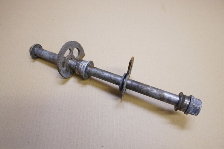 Rear wheel axle -  Αξονας πισω τροχου XRV750 RD07