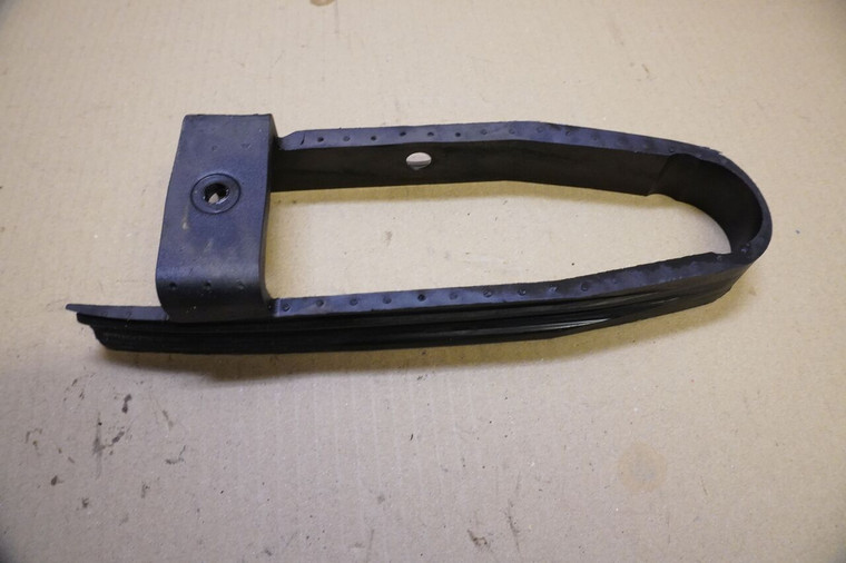 Swingarm chain slider  - Γλυστρα ψαλιδιου KLE500