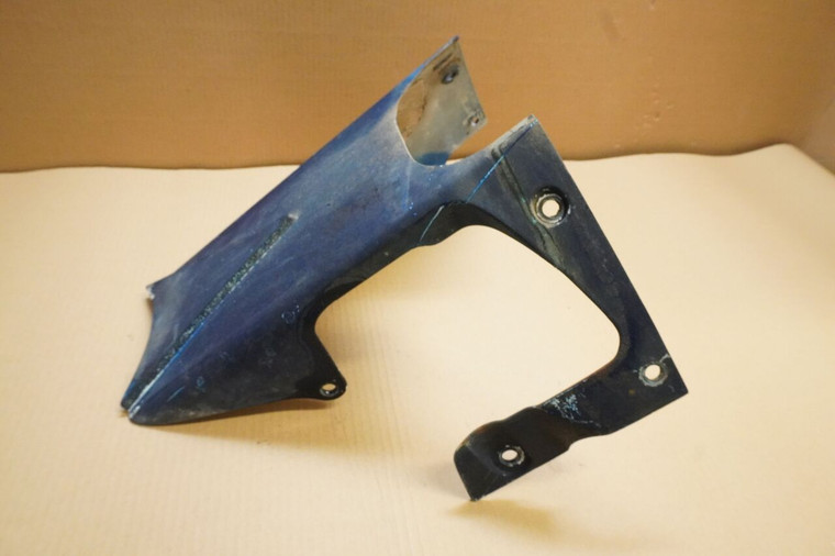 Lower middle panel - Μεσαιο κατω πλαστικο GSXR600 SRAD