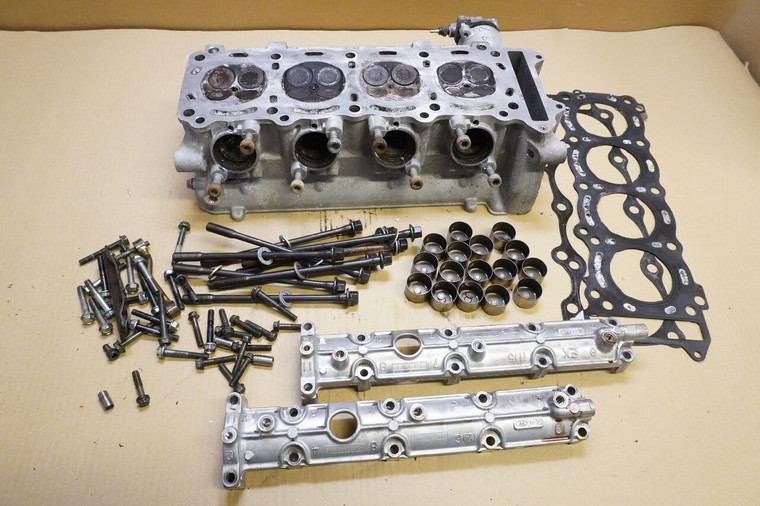 Cylinder head - Κεφαλη κινητηρα GSXR600 SRAD