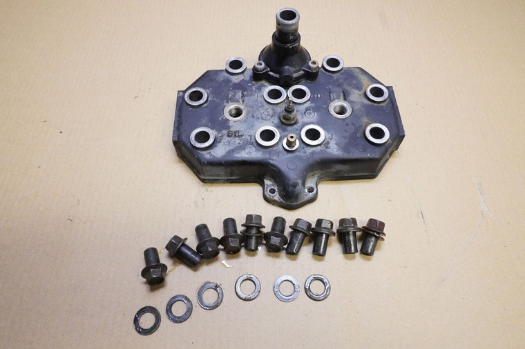 Cylinder head - Κεφαλη κινητηρα RZ250 R YPVS