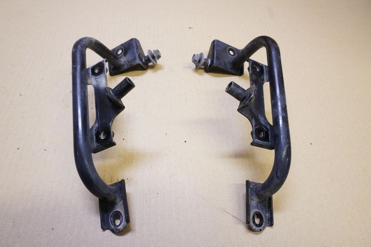 Set of radiator mounts - Βασεις ψυγειου KLE500