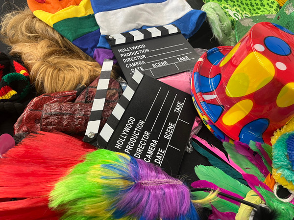 Selfie Booth, Deluxe Prop Kit